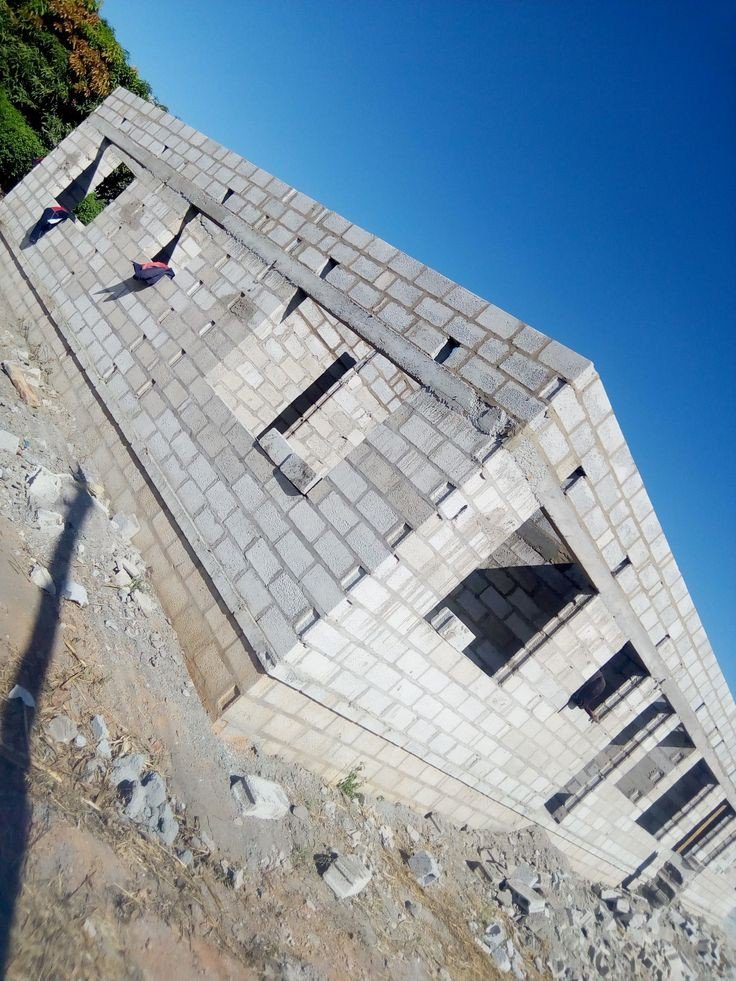 مقاول ملاحق محترف